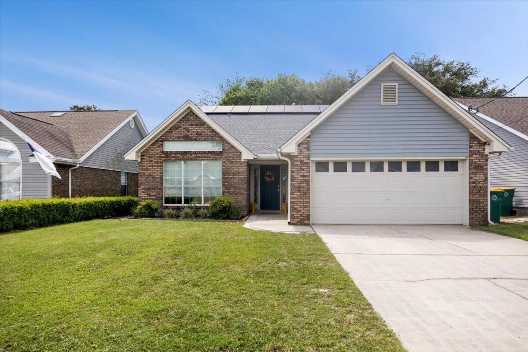 949754 427 Sandy Ridge Circle